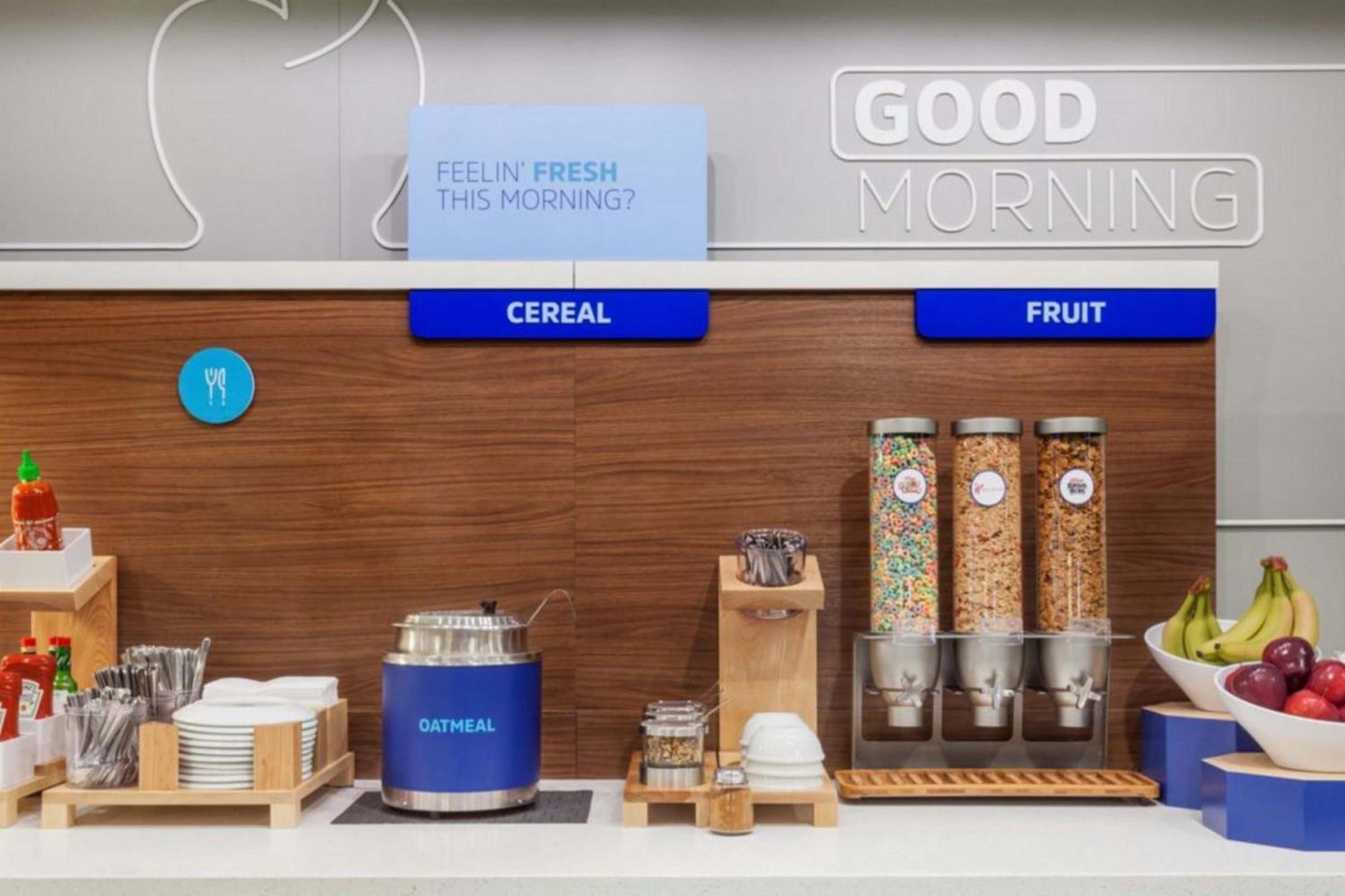 Holiday Inn Express Hotel & Suites North Bay By Ihg Ngoại thất bức ảnh