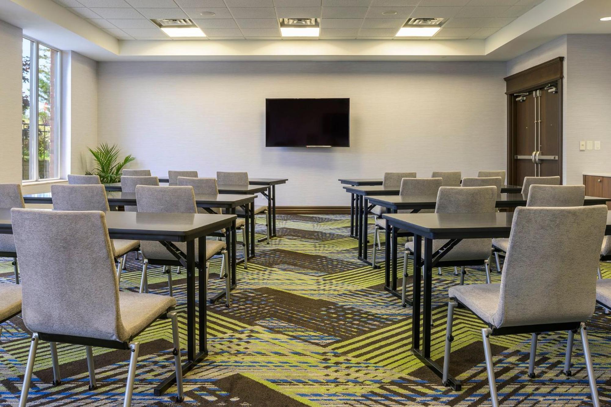 Holiday Inn Express Hotel & Suites North Bay By Ihg Ngoại thất bức ảnh